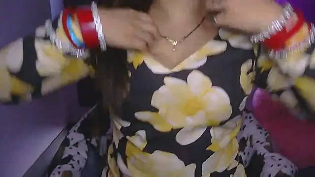 Snapshot of cutie-taara chatting on June 7, 2026, 3:45 am cutie-taara online show from June 7, 2026, 3:45 am