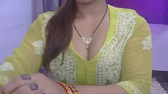 Snapshot of cutie-taara chatting on September 19, 2025, 4:16 am cutie-taara online show from September 19, 2025, 4:16 am