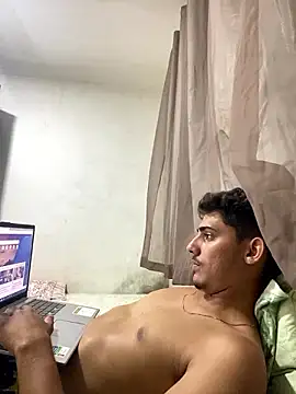 Oliver8 online show from December 4, 2024, 11:08 pm