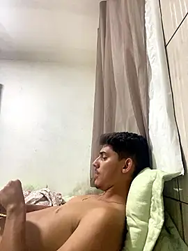 Oliver8 online show from December 3, 2024, 1:58 am