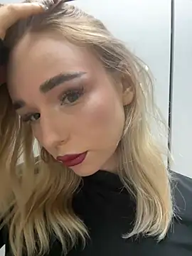 Snapshot of Eva_Millss chatting on December 22, 2024, 1:11 pm Eva Millss online show from December 22, 2024, 1:11 pm