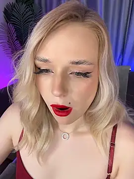 Snapshot of Eva_Millss chatting on February 15, 2025, 3:17 pm Eva Millss online show from February 15, 2025, 3:17 pm