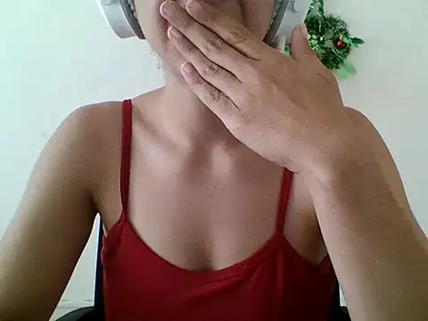 Snapshot of MalindaVip chatting on December 21, 2024, 12:27 pm MalindaVip online show from December 21, 2024, 12:27 pm