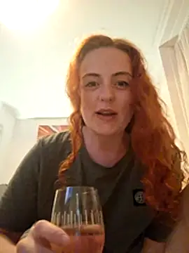 ENGLISHEMILY 69 online show from May 13, 2026, 8:38 pm