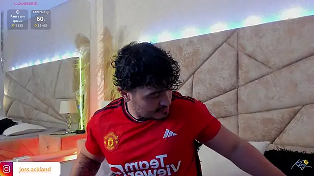 Snapshot of JossAckland chatting on March 1, 2026, 7:14 pm JossAckland online show from March 1, 2026, 7:14 pm