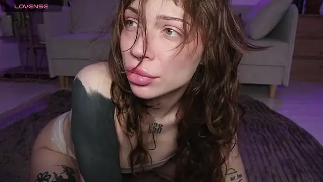 PaulaPratt online show from February 4, 2026, 5:35 am