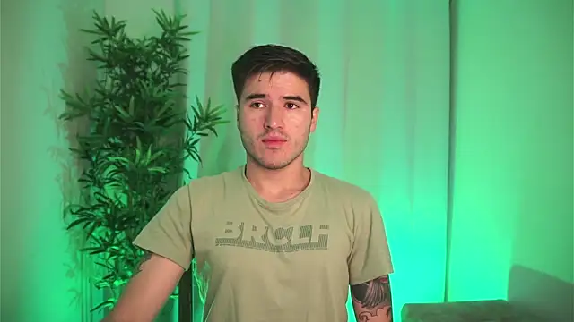 Tony Wylie online show from November 13, 2025, 9:57 am