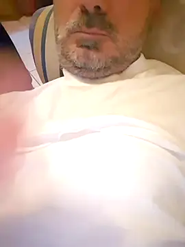 1talianBeutifulCock online show from November 26, 2025, 1:33 pm