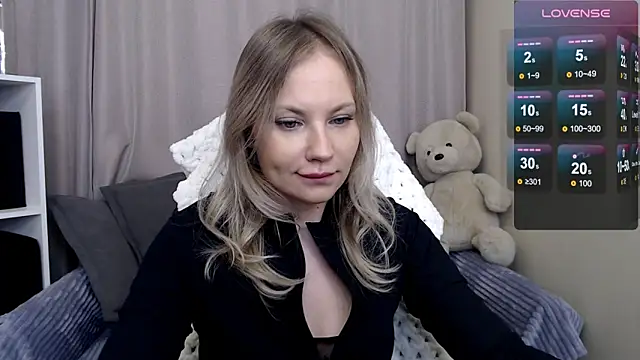 Sunny bunny6 online show from February 18, 2026, 3:04 am