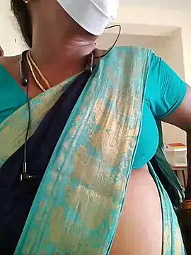 Snapshot of Preethytamilsexy chatting on July 22, 2026, 8:16 am Preethytamilsexy online show from July 22, 2026, 8:16 am
