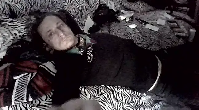 surRealGhost online show from February 1, 2025, 5:05 pm