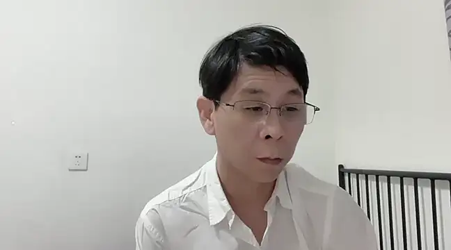 Snapshot of TGH521 chatting on March 15, 2025, 8:58 am TGH521 online show from March 15, 2025, 8:58 am