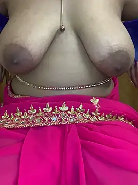 Snapshot of Doodhwaali chatting on January 29, 2025, 8:25 pm Doodhwaali online show from January 29, 2025, 8:25 pm