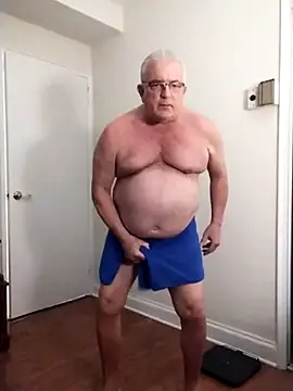 Snapshot of Shoreguy69 chatting on January 16, 2026, 12:42 pm Shoreguy69 online show from January 16, 2026, 12:42 pm