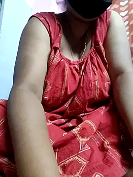 BERRY 00 online show from April 7, 2026, 5:59 pm