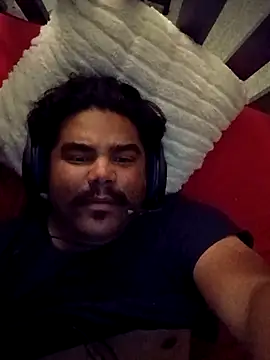 Brickstash online show from November 8, 2025, 6:39 am