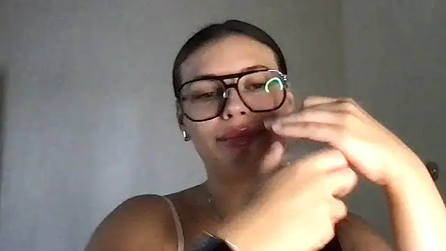 MoonriseGoddess online show from July 6, 2026, 10:11 am