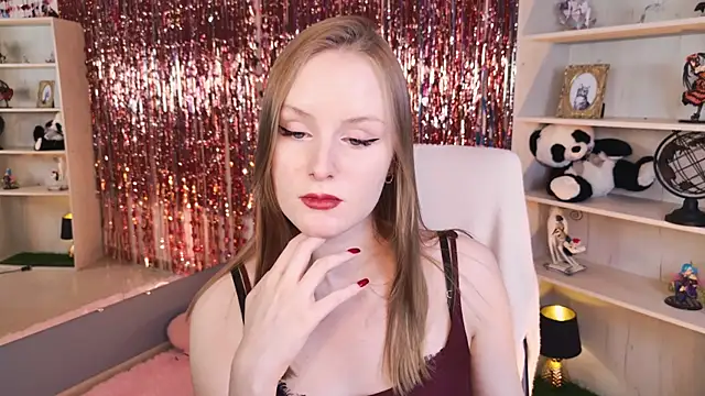 VivienLeeigh online show from March 21, 2026, 8:19 am