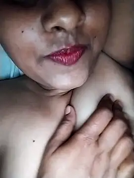 Dipasexy online show from January 14, 2026, 5:38 pm