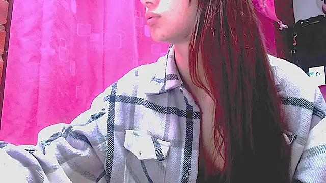 holy juli online show from February 21, 2026, 2:46 am