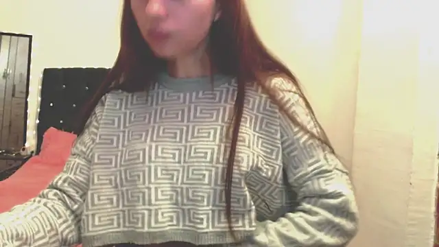 holy juli online show from April 6, 2026, 4:08 am