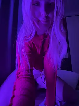 Fluffy Monica online show from March 13, 2026, 2:22 pm