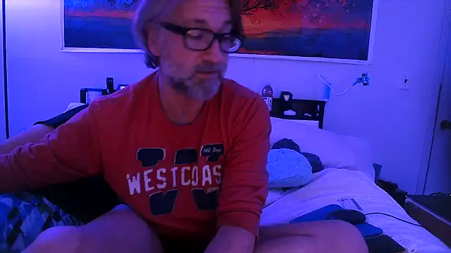 onlym4m online show from November 7, 2025, 4:11 pm