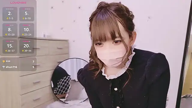 Sakura vV online show from December 7, 2024, 7:54 am