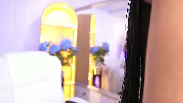 elasummer online show from January 10, 2026, 12:22 pm