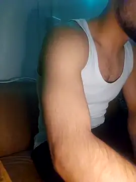 Amir334  online show from September 24, 2025, 10:27 pm