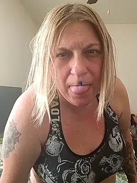 Playmate86 online show from May 23, 2026, 11:04 pm