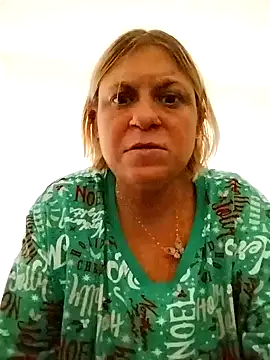 Snapshot of Playmate86 chatting on December 6, 2024, 2:33 pm Playmate86 online show from December 6, 2024, 2:33 pm