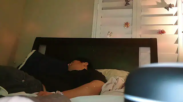 cloudyspun online show from November 26, 2025, 12:16 pm