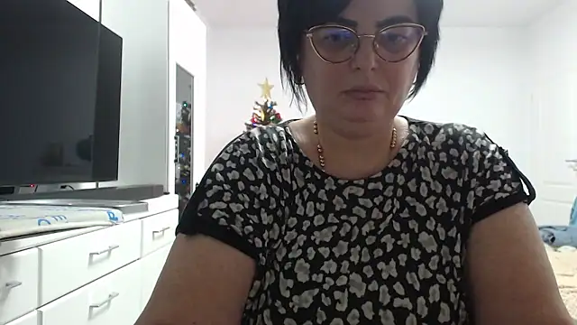 Amandamuller1982 online show from January 6, 2026, 9:30 pm