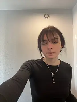 AdelinaAlia online show from April 24, 2026, 10:17 am