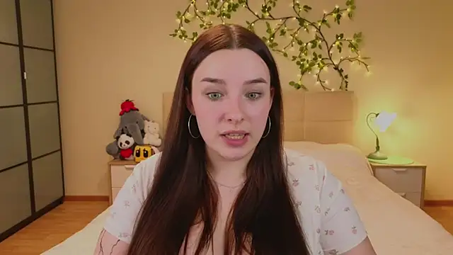 CookyDaisy online show from May 11, 2026, 9:45 pm