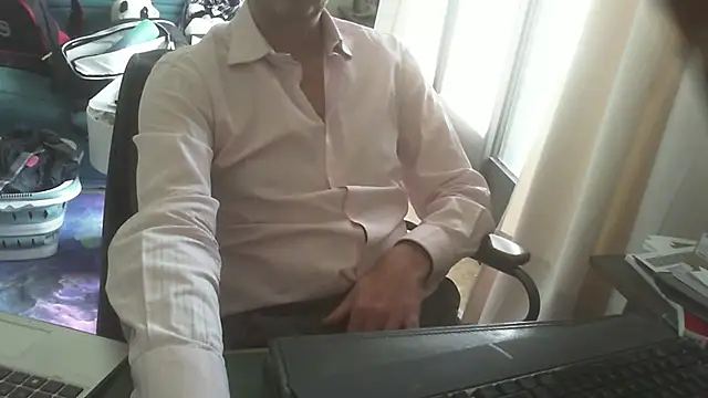 Snapshot of shyfrenchcock1 chatting on April 21, 2026, 3:07 pm shyfrenchcock1 online show from April 21, 2026, 3:07 pm