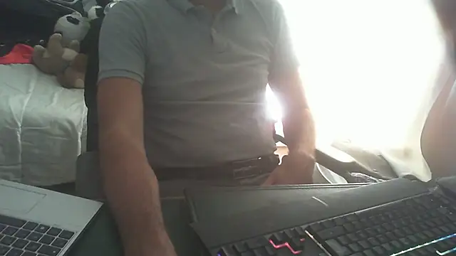 shyfrenchcock1 online show from July 24, 2026, 9:16 am