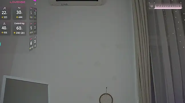 ZoeeZolton online show from March 6, 2025, 9:53 pm