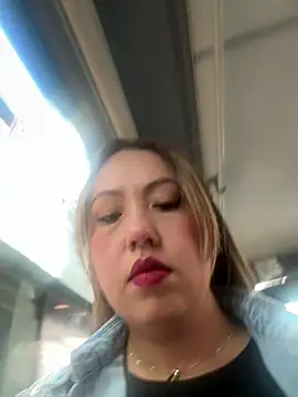 VIOLETA-25  online show from November 12, 2025, 2:54 pm