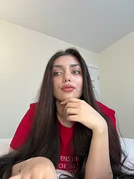 Snapshot of Sweet_Khalifa_ chatting on February 14, 2025, 1:29 pm Sweet Khalifa  online show from February 14, 2025, 1:29 pm