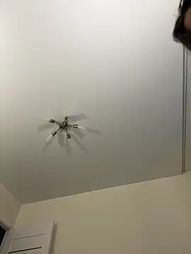 Snapshot of Sweet_Khalifa_ chatting on December 5, 2024, 1:44 pm Sweet Khalifa  online show from December 5, 2024, 1:44 pm