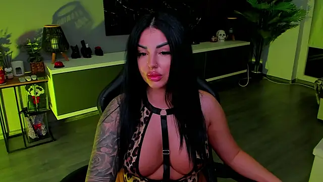 anemarieejolie online show from July 26, 2026, 6:26 pm