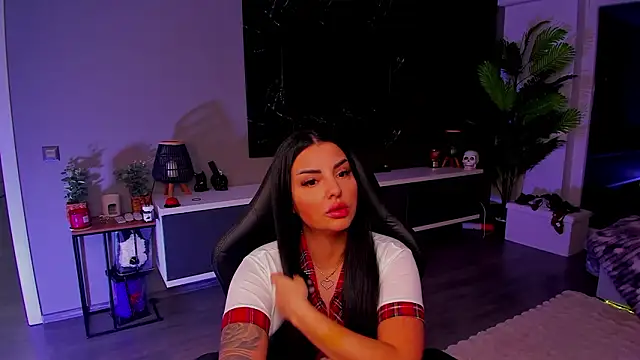 anemarieejolie online show from March 14, 2026, 7:31 pm