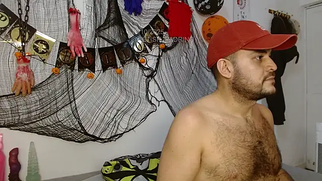 Snapshot of fetish_padrino chatting on October 18, 2025, 8:11 pm fetish padrino online show from October 18, 2025, 8:11 pm