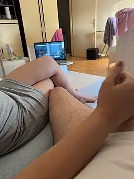 jessieandjames29 online show from June 26, 2026, 5:19 pm