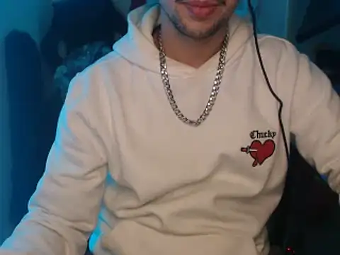 Snapshot of anjonoturno1 chatting on March 19, 2025, 1:32 am anjonoturno1 online show from March 19, 2025, 1:32 am