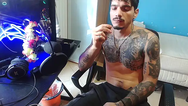 Badboyi1997 online show from October 20, 2025, 6:59 am