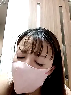 Mirika555 online show from March 20, 2025, 2:21 pm