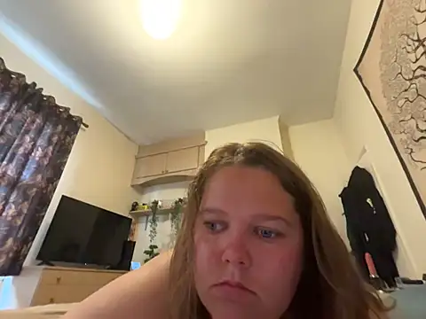 Scarlet1128 online show from July 26, 2026, 7:04 am